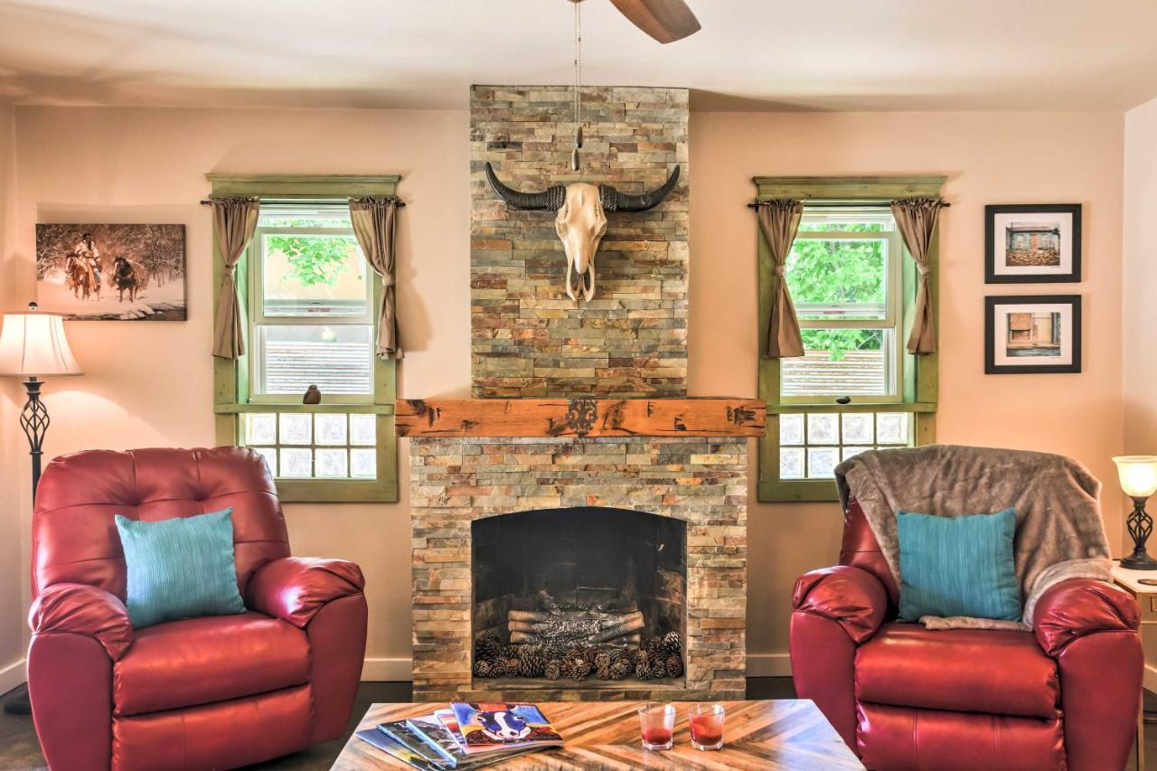 Cozy Home With Media Room Short Walk To Taos Plaza! Εξωτερικό φωτογραφία