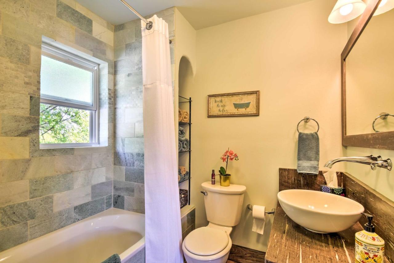 Cozy Home With Media Room Short Walk To Taos Plaza! Εξωτερικό φωτογραφία